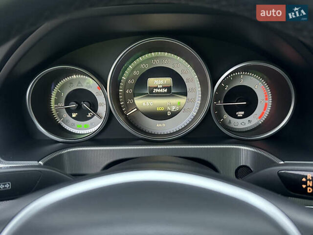 Серый Мерседес Е-Класс, объемом двигателя 2.2 л и пробегом 295 тыс. км за 18700 $, фото 47 на Automoto.ua