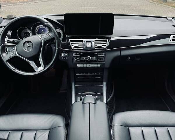 Серый Мерседес Е-Класс, объемом двигателя 2.2 л и пробегом 84 тыс. км за 22700 $, фото 29 на Automoto.ua