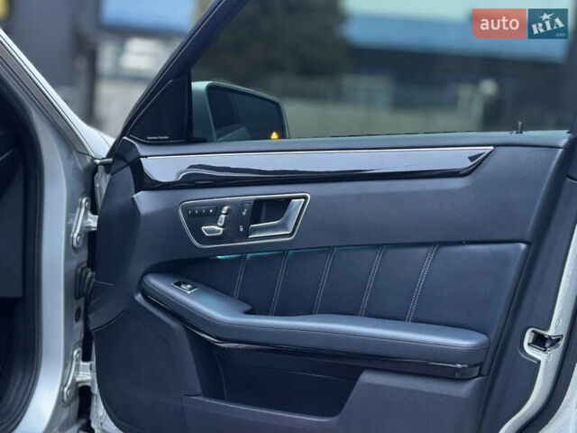 Сірий Мерседес Е-Клас, об'ємом двигуна 2.14 л та пробігом 113 тис. км за 22300 $, фото 25 на Automoto.ua