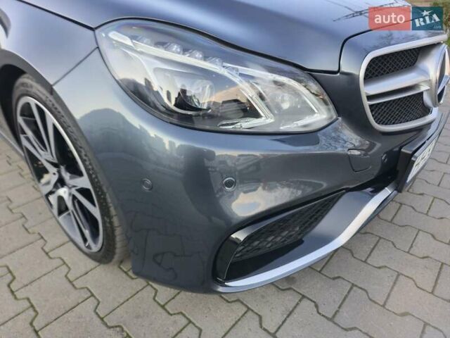 Серый Мерседес Е-Класс, объемом двигателя 2.14 л и пробегом 120 тыс. км за 19500 $, фото 3 на Automoto.ua