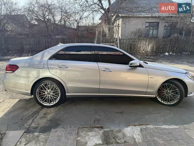 Сірий Мерседес Е-Клас, об'ємом двигуна 2.2 л та пробігом 180 тис. км за 27000 $, фото 16 на Automoto.ua