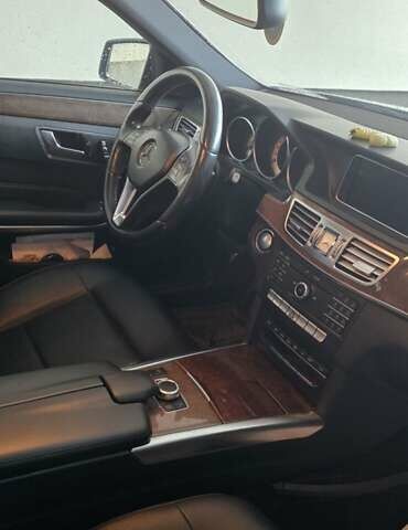 Серый Мерседес Е-Класс, объемом двигателя 3.5 л и пробегом 184 тыс. км за 24999 $, фото 3 на Automoto.ua