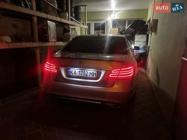 Сірий Мерседес Е-Клас, об'ємом двигуна 2.2 л та пробігом 180 тис. км за 27000 $, фото 2 на Automoto.ua