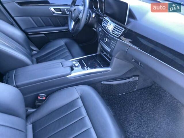 Серый Мерседес Е-Класс, объемом двигателя 2.14 л и пробегом 120 тыс. км за 19500 $, фото 36 на Automoto.ua