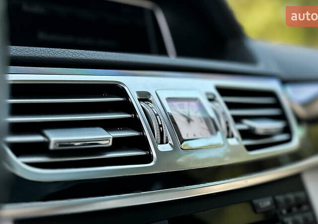 Серый Мерседес Е-Класс, объемом двигателя 2.14 л и пробегом 142 тыс. км за 22800 $, фото 23 на Automoto.ua