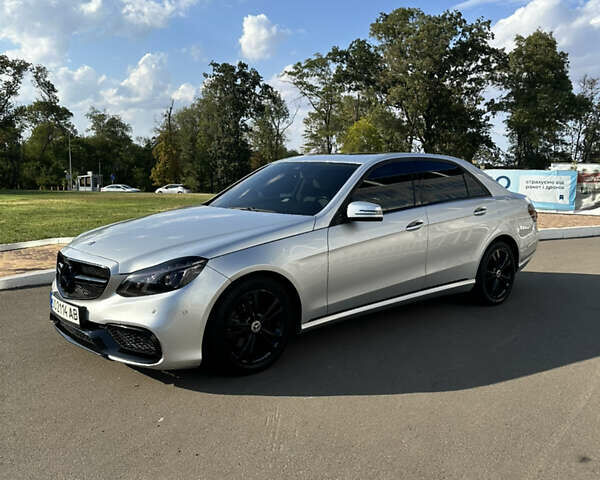 Серый Мерседес Е-Класс, объемом двигателя 2.14 л и пробегом 214 тыс. км за 18900 $, фото 15 на Automoto.ua