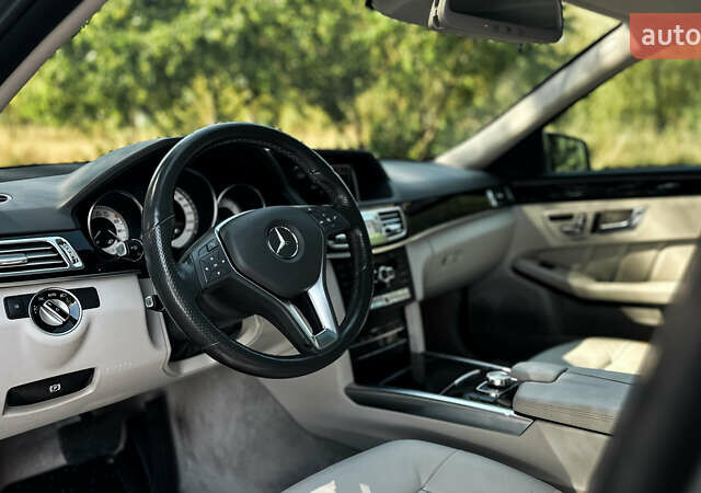 Серый Мерседес Е-Класс, объемом двигателя 2.14 л и пробегом 142 тыс. км за 22800 $, фото 19 на Automoto.ua