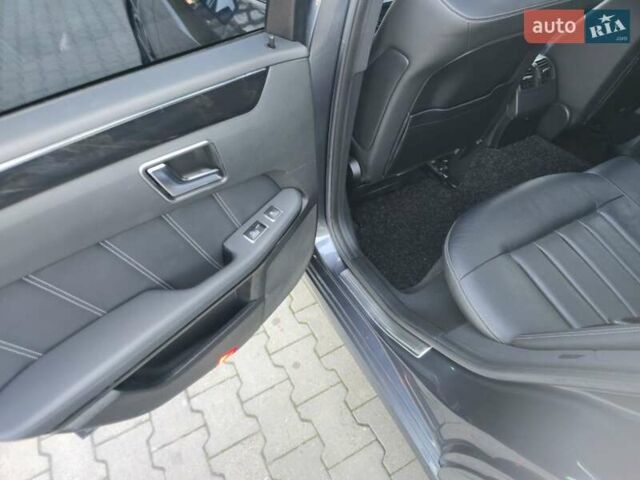Серый Мерседес Е-Класс, объемом двигателя 2.14 л и пробегом 120 тыс. км за 19500 $, фото 19 на Automoto.ua