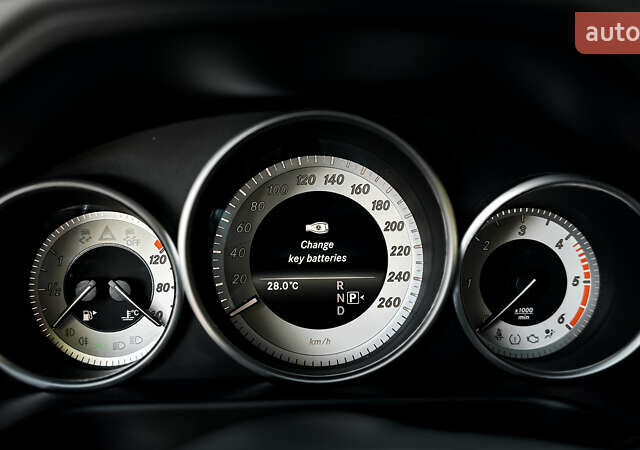 Серый Мерседес Е-Класс, объемом двигателя 2.14 л и пробегом 142 тыс. км за 22800 $, фото 27 на Automoto.ua