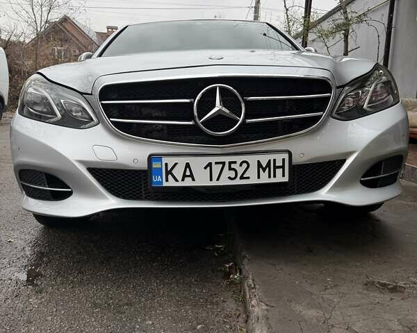 Сірий Мерседес Е-Клас, об'ємом двигуна 2.2 л та пробігом 180 тис. км за 27000 $, фото 20 на Automoto.ua