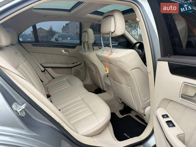 Серый Мерседес Е-Класс, объемом двигателя 1.99 л и пробегом 89 тыс. км за 21500 $, фото 9 на Automoto.ua