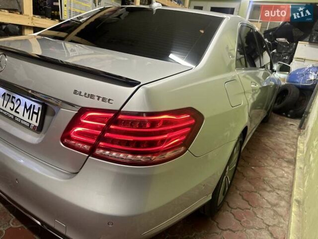 Сірий Мерседес Е-Клас, об'ємом двигуна 2.2 л та пробігом 180 тис. км за 27000 $, фото 8 на Automoto.ua