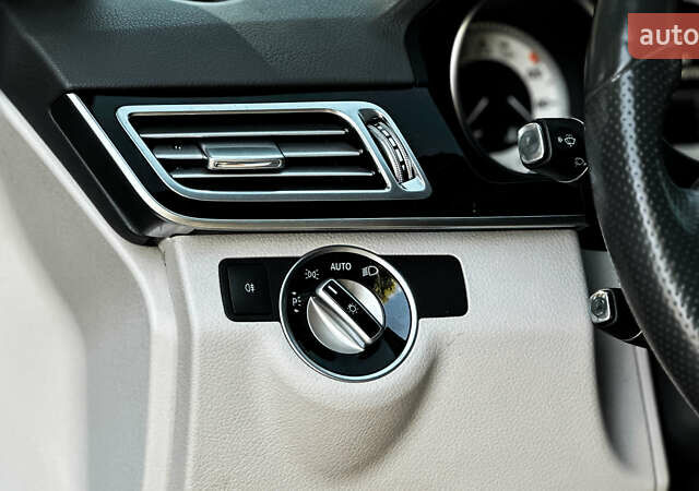 Серый Мерседес Е-Класс, объемом двигателя 2.14 л и пробегом 142 тыс. км за 22800 $, фото 21 на Automoto.ua