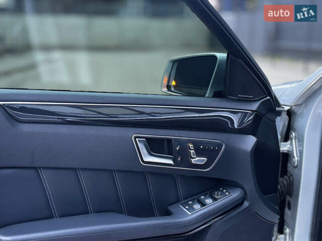 Сірий Мерседес Е-Клас, об'ємом двигуна 2.14 л та пробігом 113 тис. км за 22300 $, фото 23 на Automoto.ua