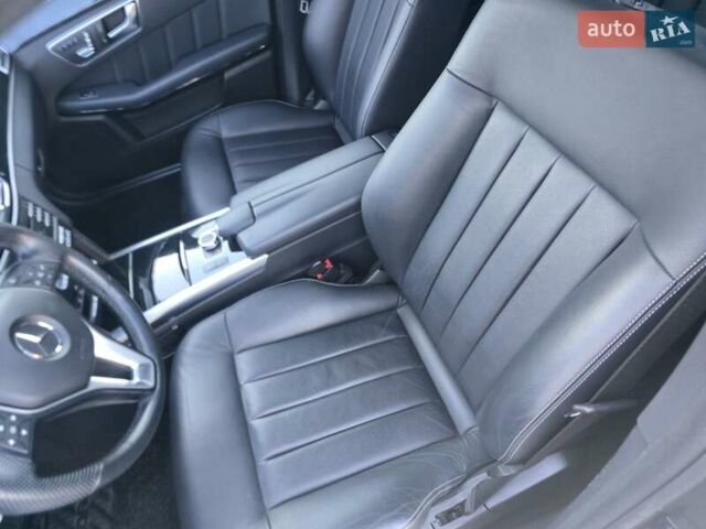 Серый Мерседес Е-Класс, объемом двигателя 2.14 л и пробегом 120 тыс. км за 19500 $, фото 22 на Automoto.ua