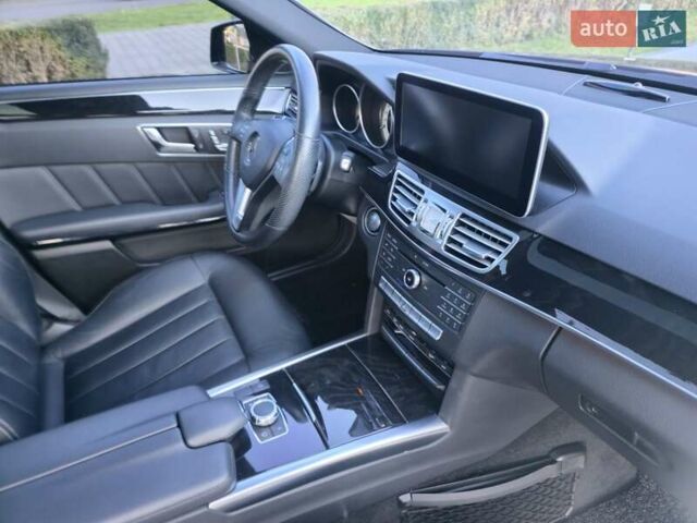 Серый Мерседес Е-Класс, объемом двигателя 2.14 л и пробегом 120 тыс. км за 19500 $, фото 14 на Automoto.ua