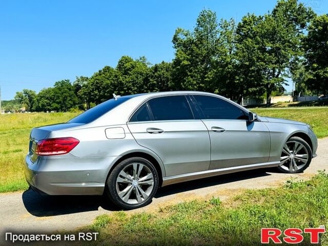 Серый Мерседес Е-Класс, объемом двигателя 2.1 л и пробегом 105 тыс. км за 16800 $, фото 2 на Automoto.ua