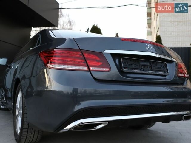Сірий Мерседес Е-Клас, об'ємом двигуна 1.99 л та пробігом 139 тис. км за 19899 $, фото 26 на Automoto.ua