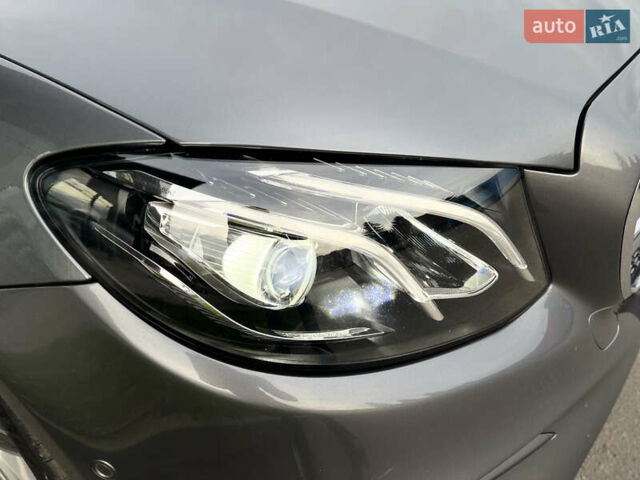 Серый Мерседес Е-Класс, объемом двигателя 3 л и пробегом 122 тыс. км за 37500 $, фото 14 на Automoto.ua