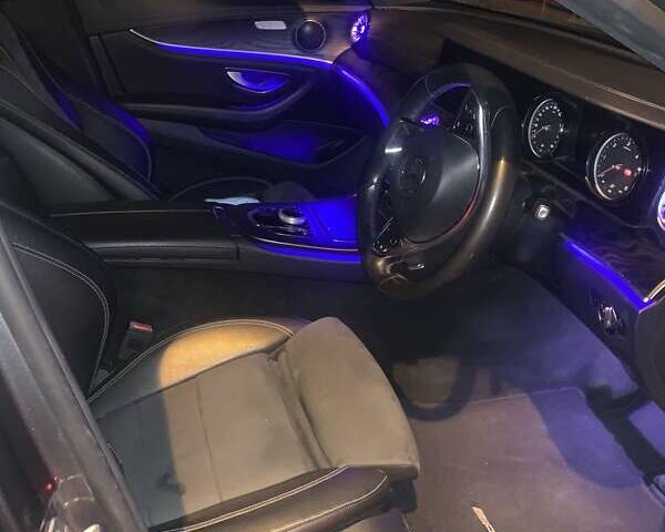 Серый Мерседес Е-Класс, объемом двигателя 1.95 л и пробегом 140 тыс. км за 18536 $, фото 15 на Automoto.ua