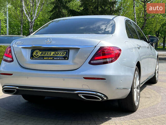 Серый Мерседес Е-Класс, объемом двигателя 2 л и пробегом 102 тыс. км за 25890 $, фото 6 на Automoto.ua