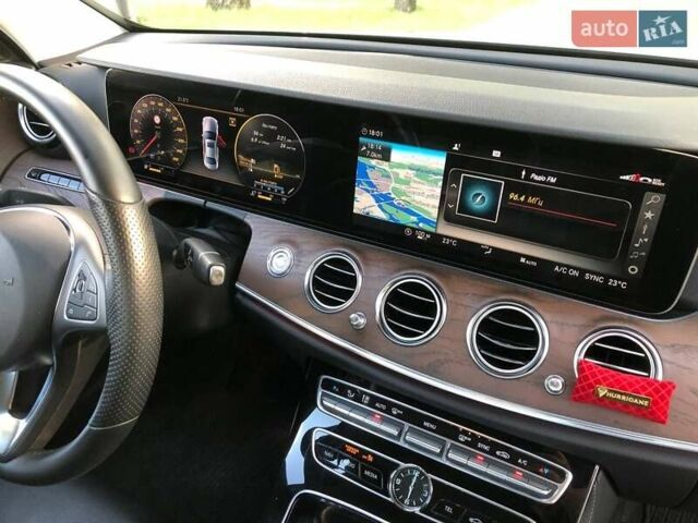 Сірий Мерседес Е-Клас, об'ємом двигуна 1.95 л та пробігом 233 тис. км за 26500 $, фото 25 на Automoto.ua