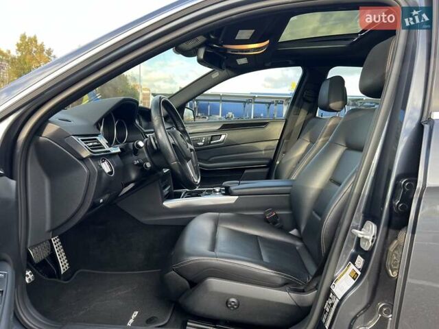 Мерседес Е-Класс 2016 в Киеве на Automoto.ua Серый Мерседес Е-Класс, объемом двигателя 2.14 л и пробегом 208 тыс. км за 17800 $, фото 29 на Automoto.ua