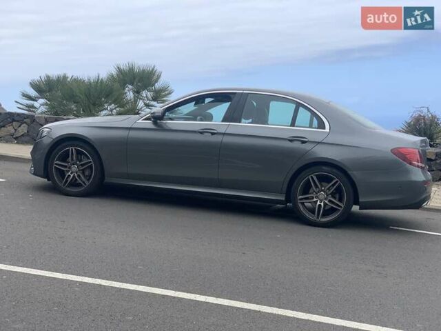 Серый Мерседес Е-Класс, объемом двигателя 1.95 л и пробегом 140 тыс. км за 18536 $, фото 4 на Automoto.ua
