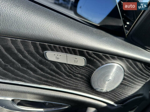 Серый Мерседес Е-Класс, объемом двигателя 1.95 л и пробегом 175 тыс. км за 29900 $, фото 12 на Automoto.ua