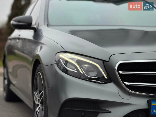 Серый Мерседес Е-Класс, объемом двигателя 1.95 л и пробегом 174 тыс. км за 34800 $, фото 18 на Automoto.ua