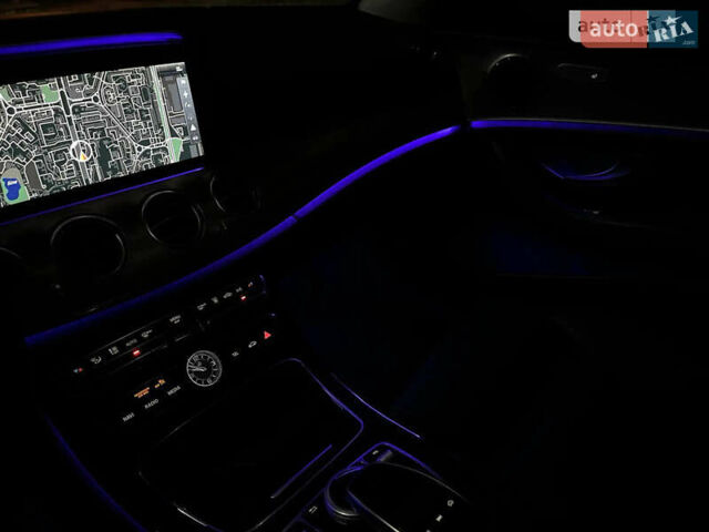 Серый Мерседес Е-Класс, объемом двигателя 1.95 л и пробегом 217 тыс. км за 29000 $, фото 12 на Automoto.ua