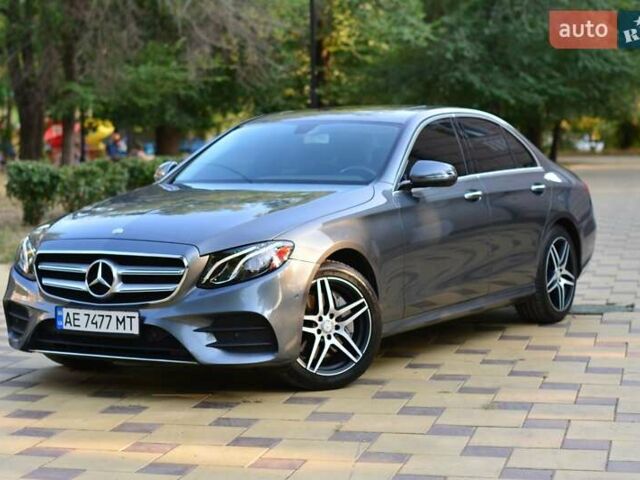 Серый Мерседес Е-Класс, объемом двигателя 1.99 л и пробегом 163 тыс. км за 26000 $, фото 4 на Automoto.ua