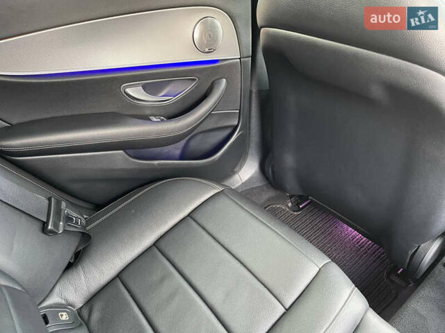 Серый Мерседес Е-Класс, объемом двигателя 1.95 л и пробегом 217 тыс. км за 29000 $, фото 36 на Automoto.ua