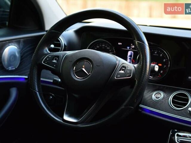 Серый Мерседес Е-Класс, объемом двигателя 1.99 л и пробегом 163 тыс. км за 26000 $, фото 50 на Automoto.ua