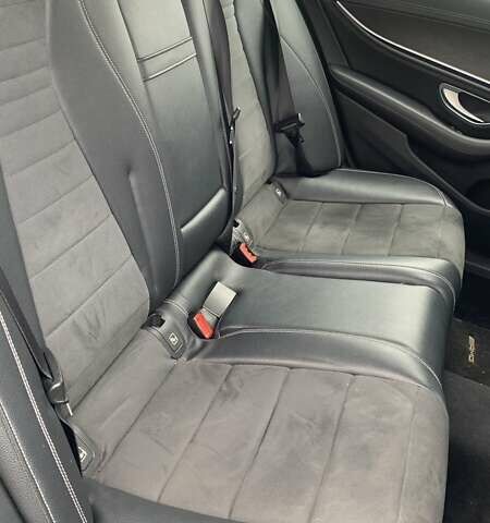 Серый Мерседес Е-Класс, объемом двигателя 1.95 л и пробегом 140 тыс. км за 18536 $, фото 2 на Automoto.ua