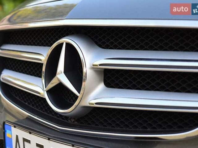 Серый Мерседес Е-Класс, объемом двигателя 1.99 л и пробегом 163 тыс. км за 26000 $, фото 37 на Automoto.ua