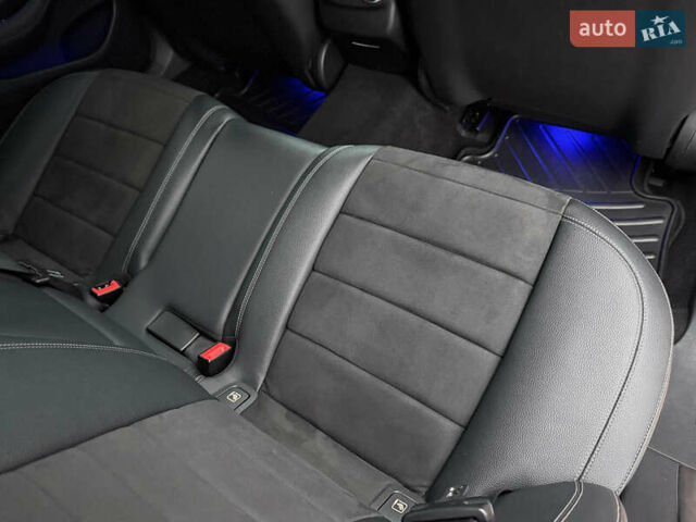 Серый Мерседес Е-Класс, объемом двигателя 1.95 л и пробегом 174 тыс. км за 34800 $, фото 76 на Automoto.ua