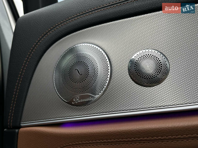 Серый Мерседес Е-Класс, объемом двигателя 3 л и пробегом 122 тыс. км за 37500 $, фото 40 на Automoto.ua