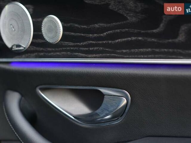 Серый Мерседес Е-Класс, объемом двигателя 1.99 л и пробегом 163 тыс. км за 26000 $, фото 45 на Automoto.ua