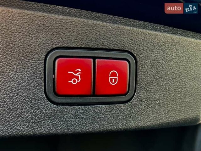 Мерседес Е-Класс 2016 в Киеве на Automoto.ua Серый Мерседес Е-Класс, объемом двигателя 2.14 л и пробегом 208 тыс. км за 17800 $, фото 62 на Automoto.ua