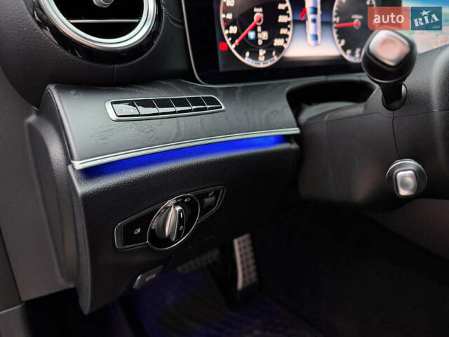 Серый Мерседес Е-Класс, объемом двигателя 1.95 л и пробегом 174 тыс. км за 34800 $, фото 47 на Automoto.ua