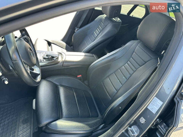 Серый Мерседес Е-Класс, объемом двигателя 1.95 л и пробегом 175 тыс. км за 29900 $, фото 16 на Automoto.ua
