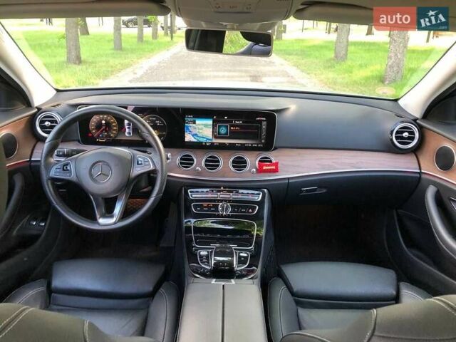 Сірий Мерседес Е-Клас, об'ємом двигуна 1.95 л та пробігом 233 тис. км за 26500 $, фото 18 на Automoto.ua