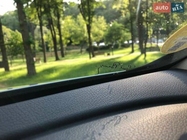 Сірий Мерседес Е-Клас, об'ємом двигуна 1.95 л та пробігом 233 тис. км за 26500 $, фото 28 на Automoto.ua