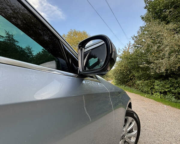 Серый Мерседес Е-Класс, объемом двигателя 2.14 л и пробегом 245 тыс. км за 28000 $, фото 10 на Automoto.ua