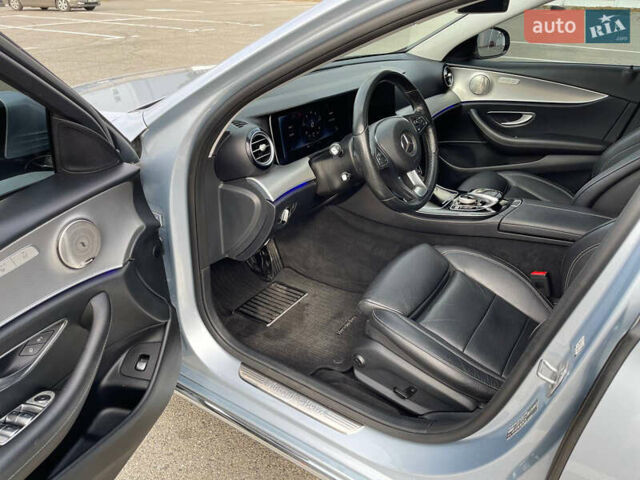Серый Мерседес Е-Класс, объемом двигателя 1.95 л и пробегом 217 тыс. км за 29000 $, фото 31 на Automoto.ua