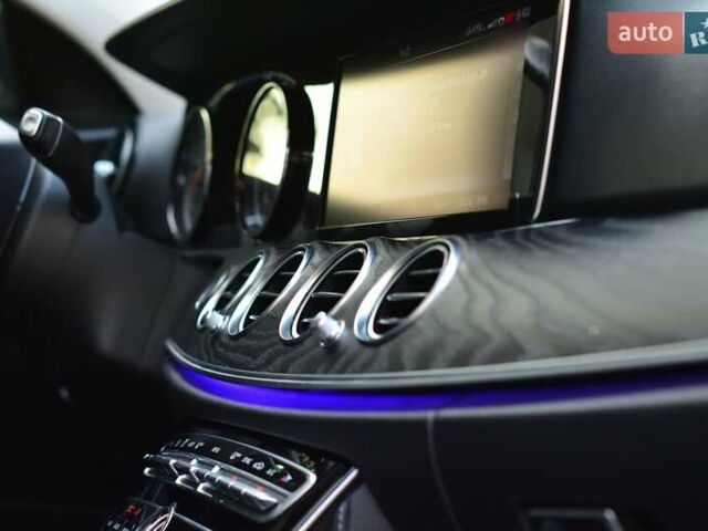 Серый Мерседес Е-Класс, объемом двигателя 1.99 л и пробегом 163 тыс. км за 26000 $, фото 60 на Automoto.ua