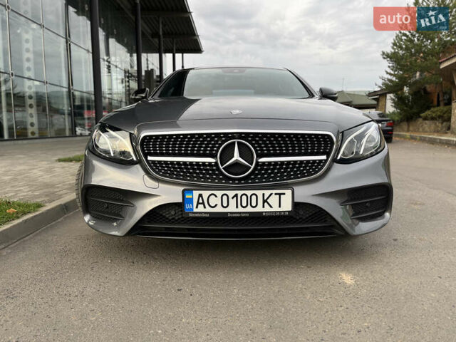 Серый Мерседес Е-Класс, объемом двигателя 3 л и пробегом 122 тыс. км за 37500 $, фото 3 на Automoto.ua