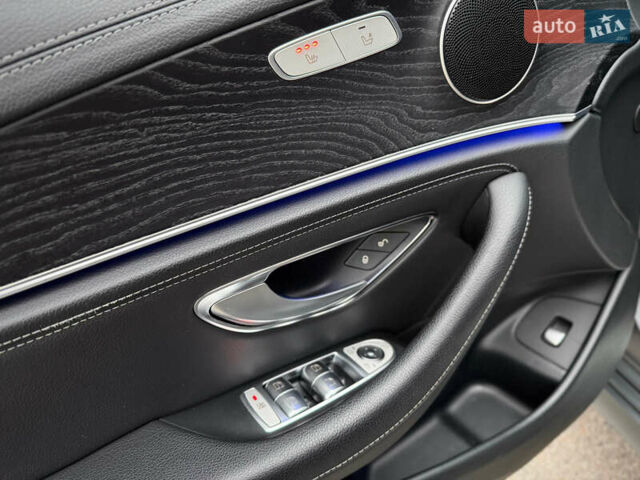 Серый Мерседес Е-Класс, объемом двигателя 1.95 л и пробегом 174 тыс. км за 34800 $, фото 41 на Automoto.ua