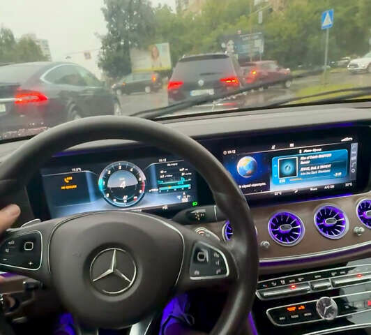 Серый Мерседес Е-Класс, объемом двигателя 1.95 л и пробегом 290 тыс. км за 27000 $, фото 4 на Automoto.ua